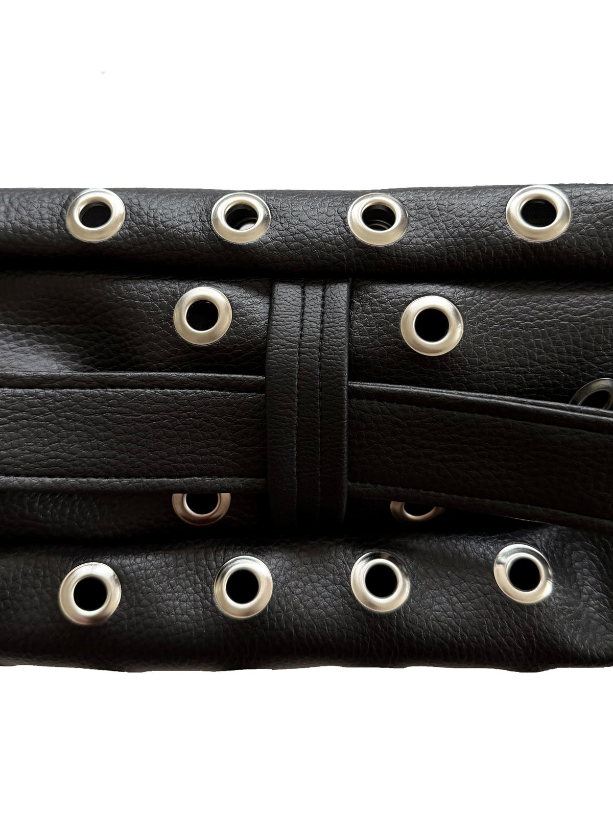 Grommet Vago XL - Black
