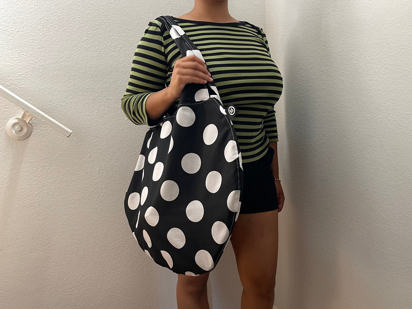 Monis XL Polka Dot - Black